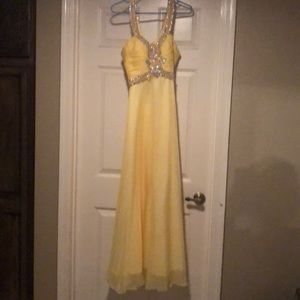 Beautiful Yellow Dress